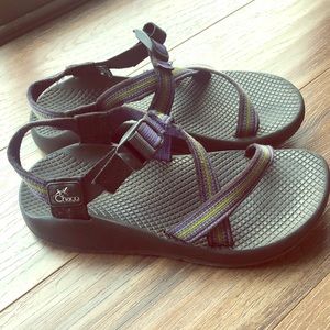 Chaco Sandals Women’s Size 7 Purple & Green 🌈👓🌊